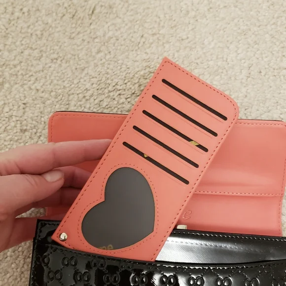 Wallet - Picture 3 of 6